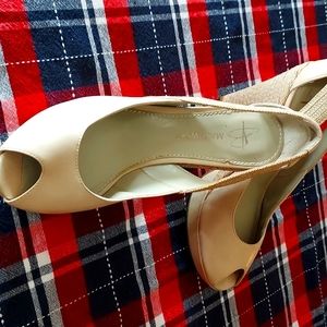 Heeled sandals Size 7.5 used twice